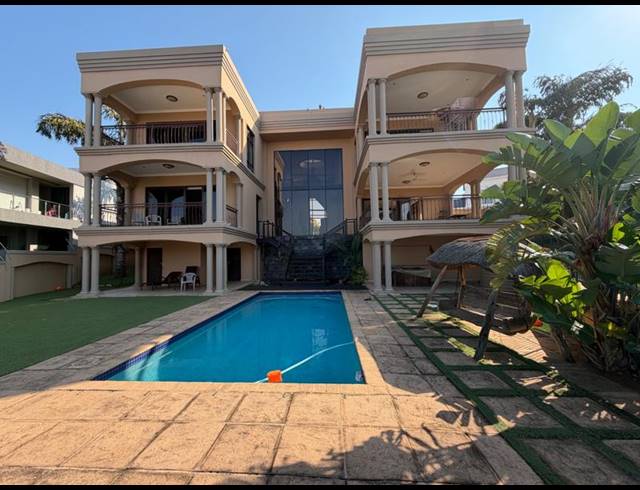 5 BEDROOM HOUSE FOR SALE IN UMHLANGA CENTRAL